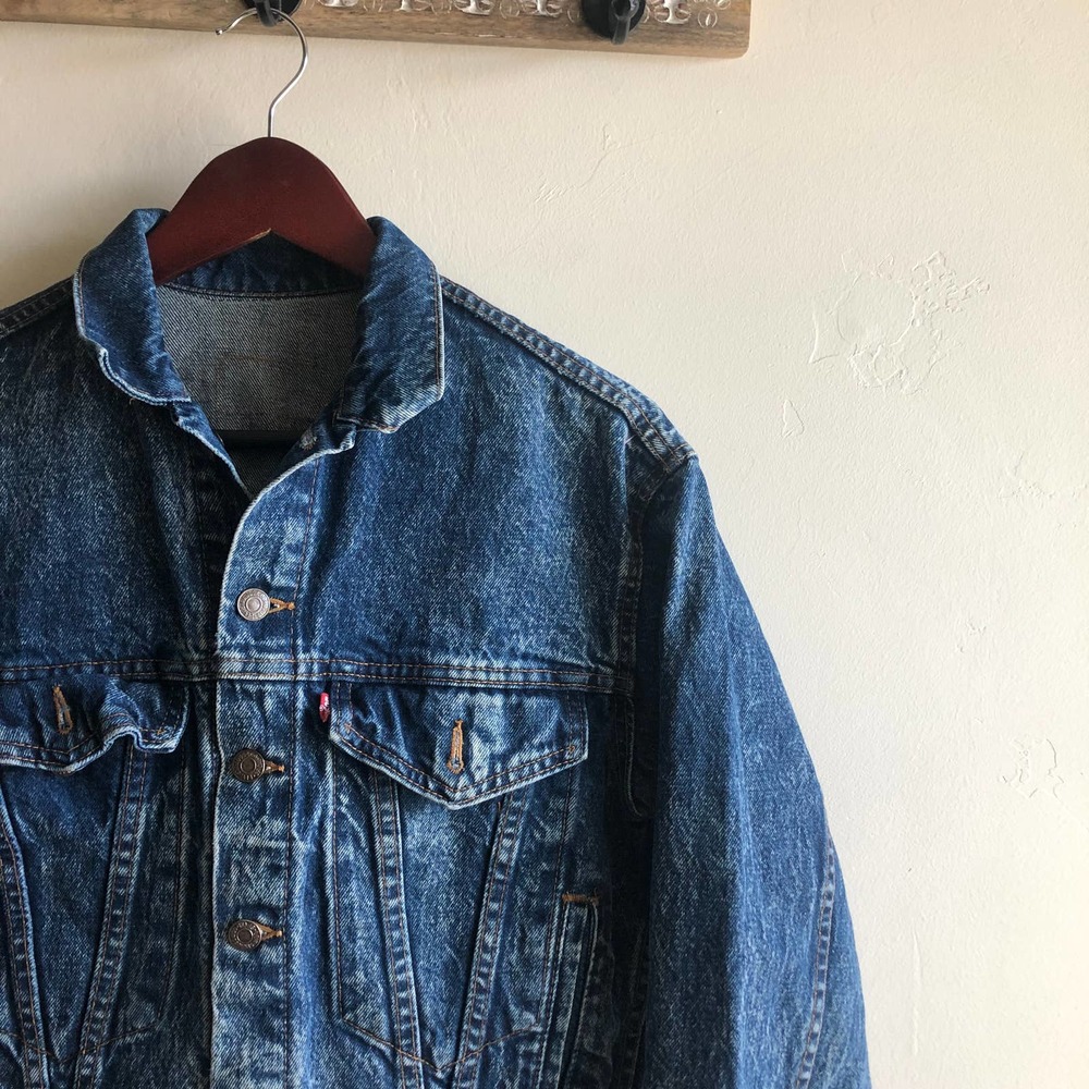 Levi 1980s 57514 USA Dark Acid Wash Denim Jean Jacket - Picture 3 of 9